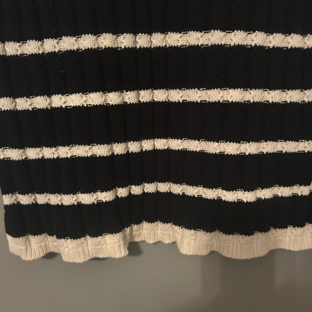 Joan Rivers Black and White Striped Crew Neck Sweater - Picture 5 of 8